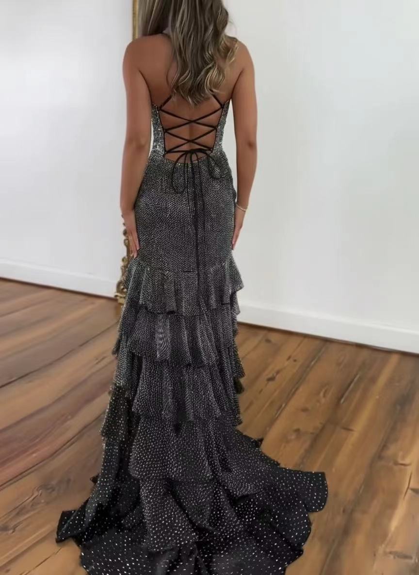 Spaghetti straps deep v neck layered design sleeveless party dress