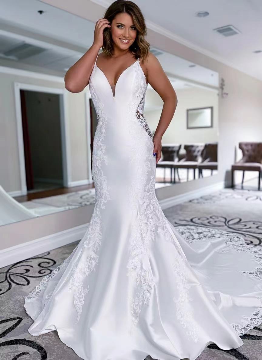 Mermaid style gorgeous lace and satin chapel length sleeveless bridal dress