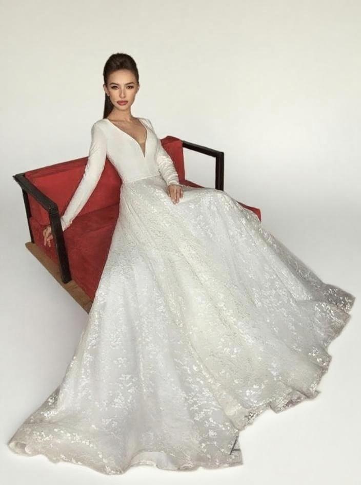 Full Sleeve deep V neck lace floral style bridal dress