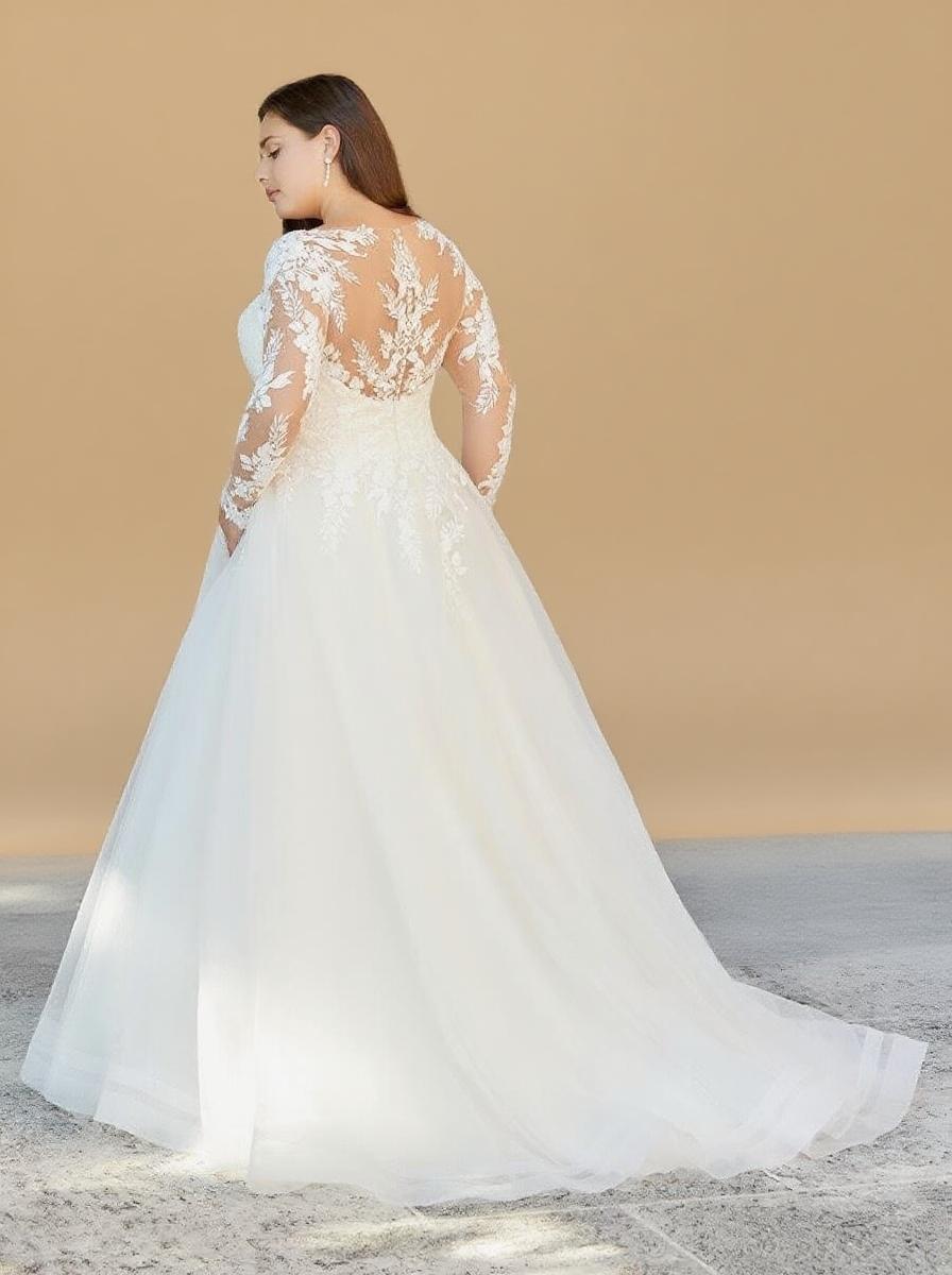 Exquisite A-Line O-Neck Long Sleeves Lace Appliques Bridal Gown
