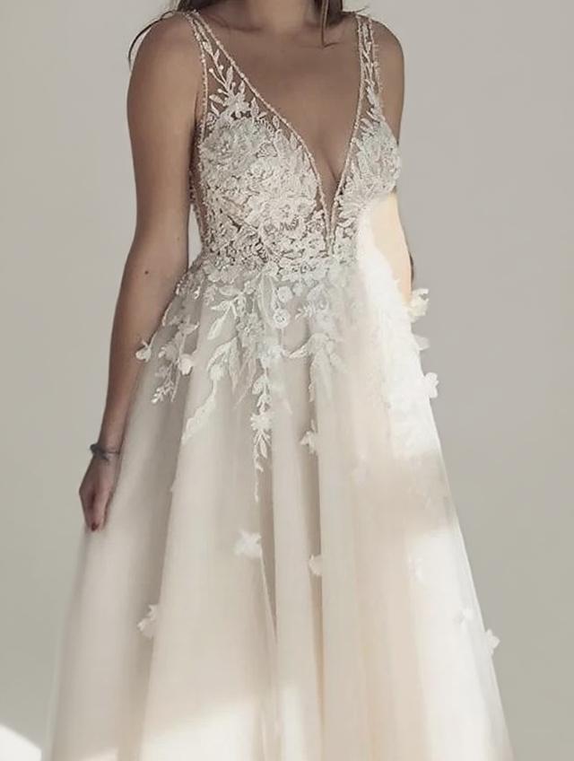 Lace straps sleeveless V neck backless floor length formal dress
