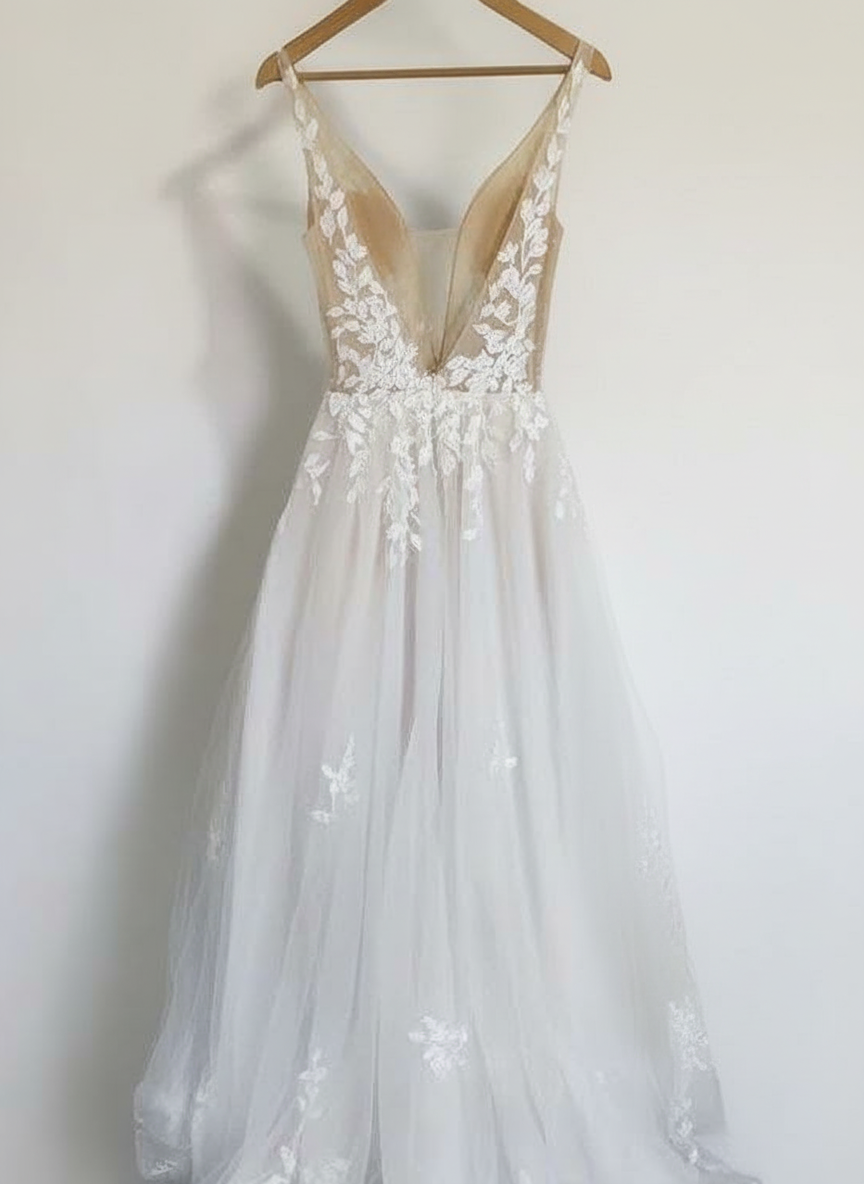 Lace straps sleeveless V neck backless floor length formal dress