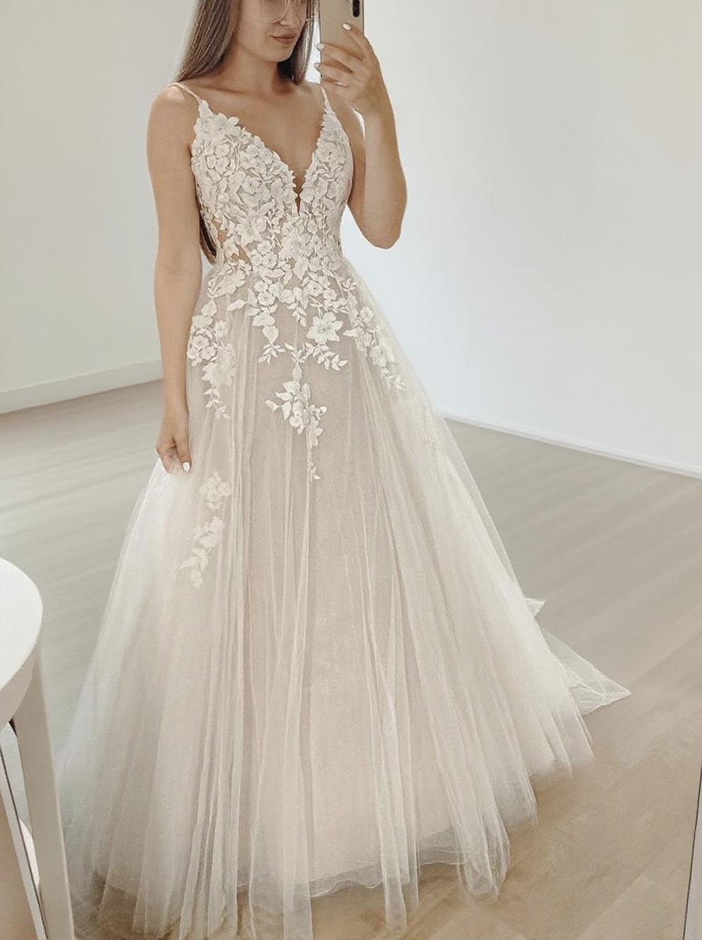 Lace straps sleeveless V neck backless floor length formal dress