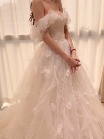 Yarn and lace floral off the shoulder side straps bridal and party gown