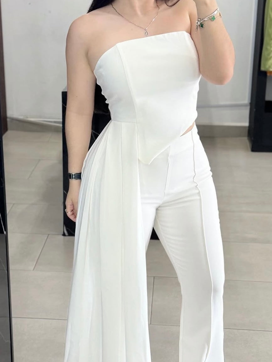 Off The shoulder Sleeveless uniquely designed fasionable Satin jump suit