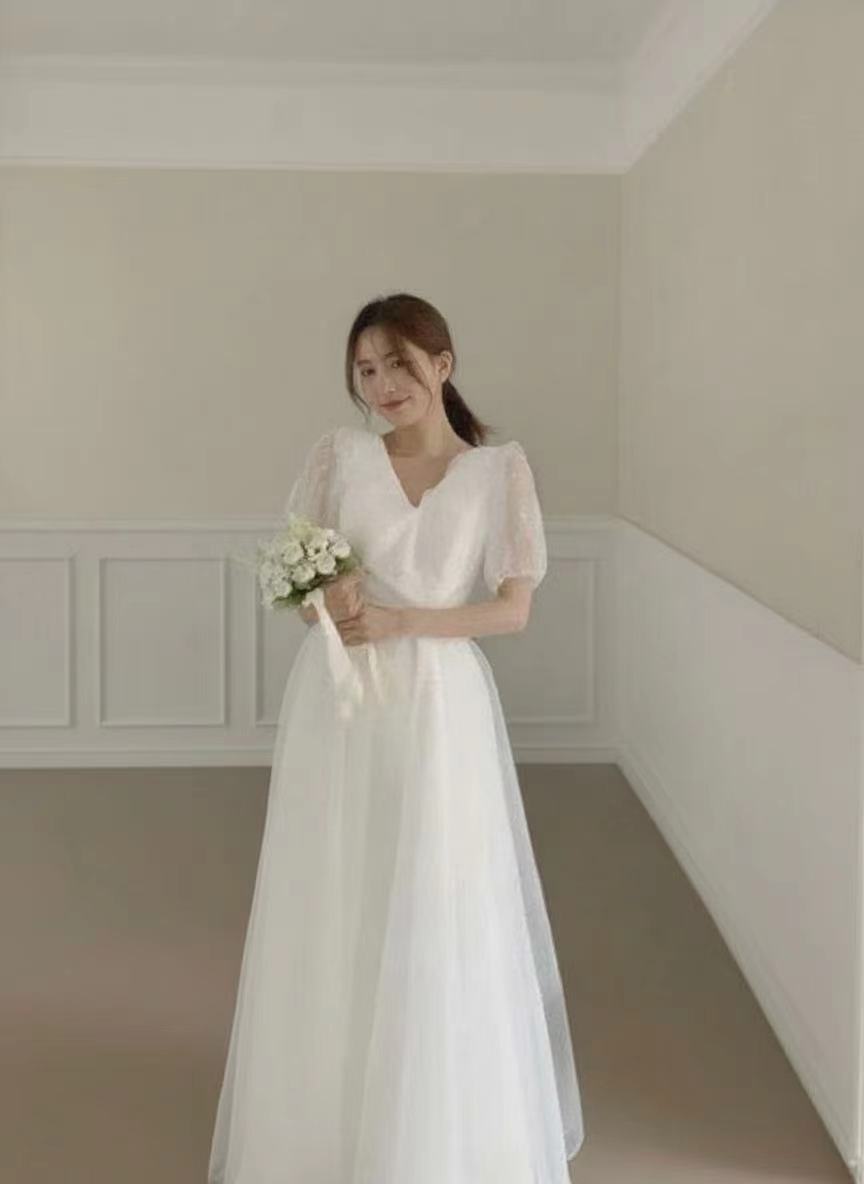 Pure white satin short sleeve small neck elegant bridal dress