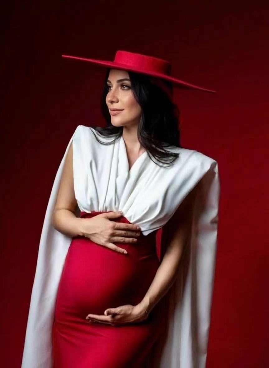 Pure red Satin short sleeve chapel length with cape Maternity gown