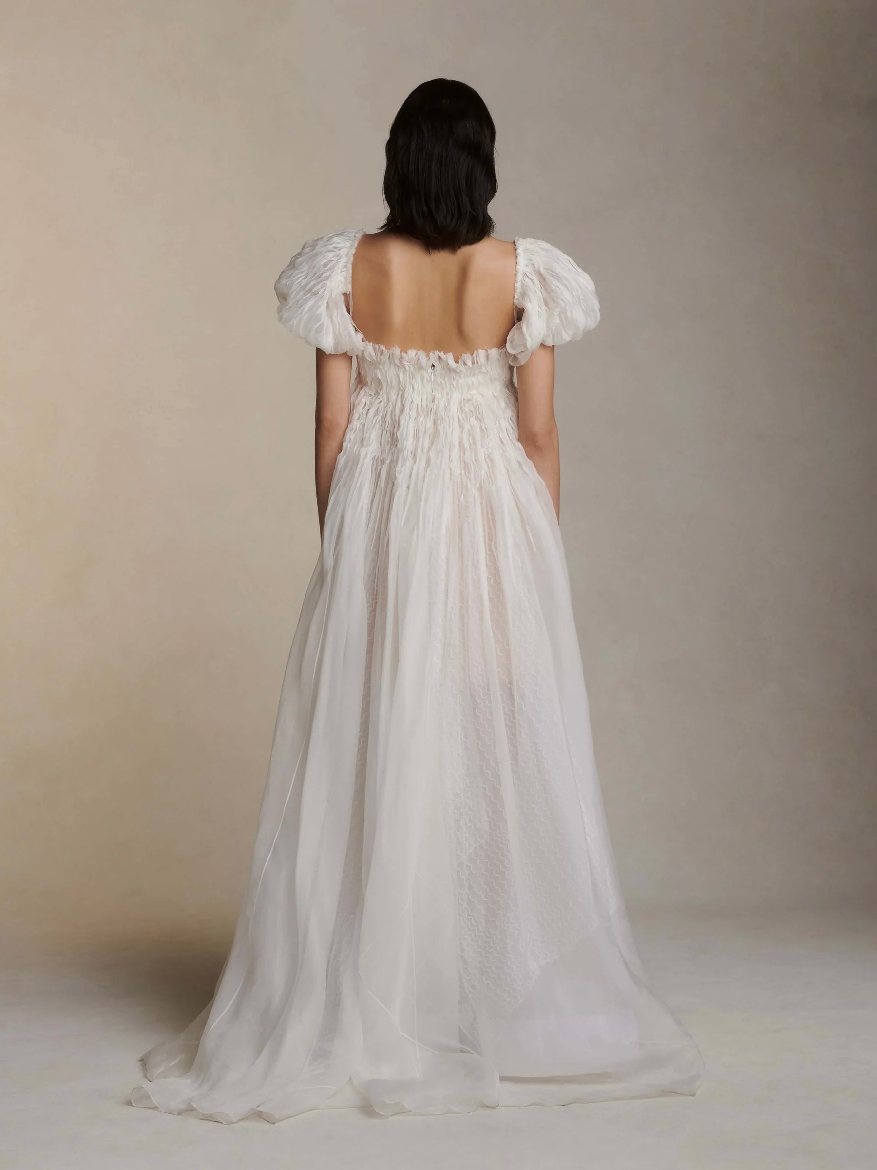 Square neck floor length short sleeve pure white gown