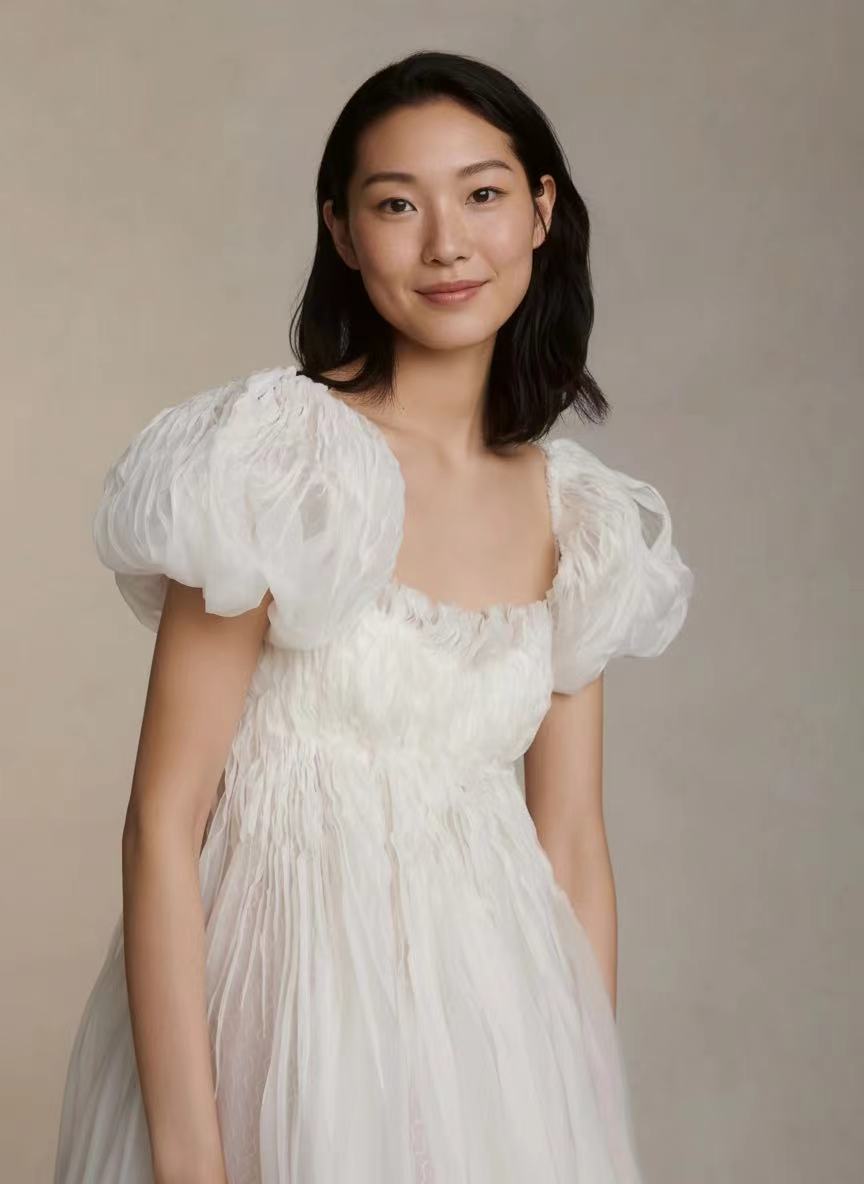 Square neck floor length short sleeve pure white gown