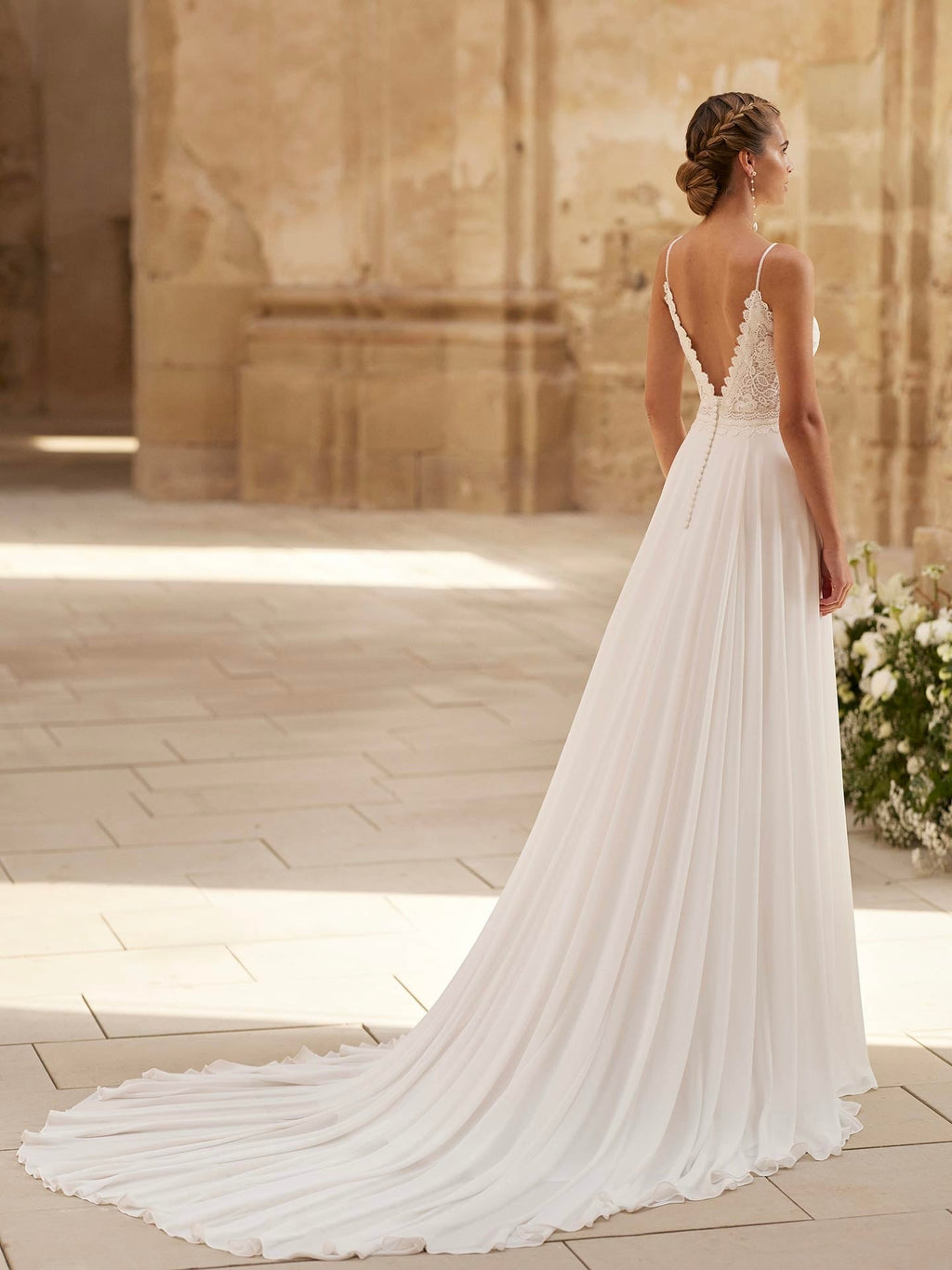 Court train length deep v neck wedding dress